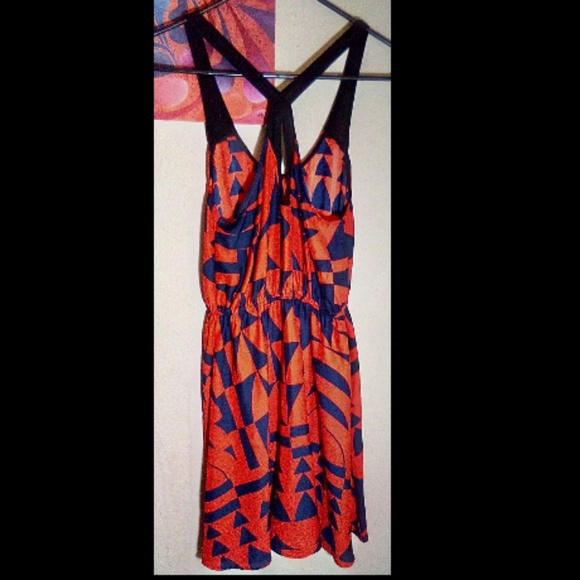 silence + noise Sleeveless Dress - Picture 2 of 5